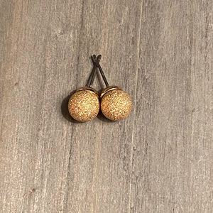 Earring bundle! 3 pair of adorable stud earrings.